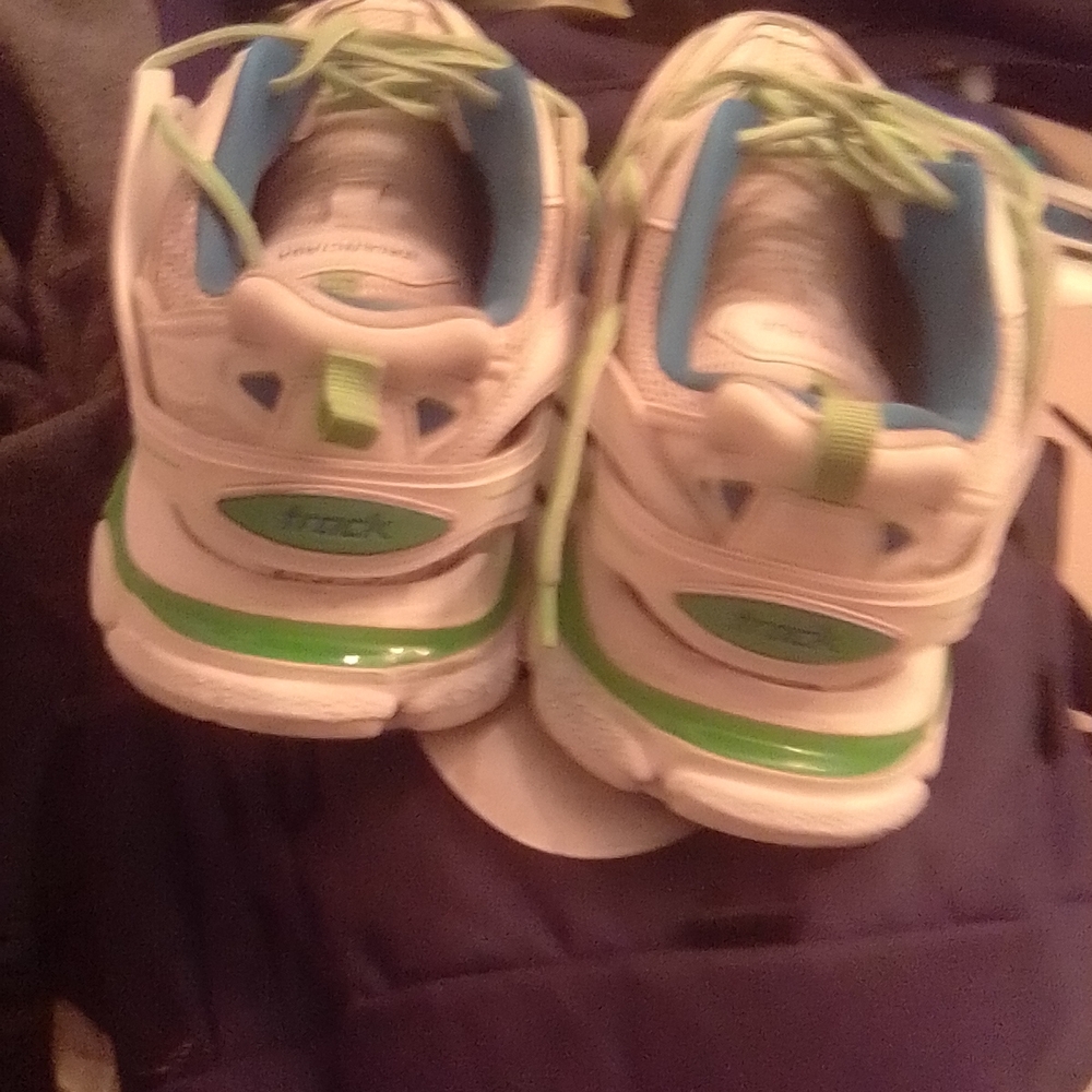 Balenciaga White and Lime Green Chunky Sneakers - Picture 3 of 4